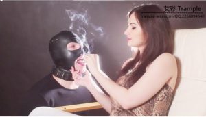 仙灵女王烟灰口水调教