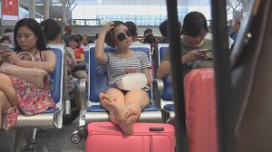 [子林4K视频]等一趟列车，却没料到当了一回完美的足模[0820]