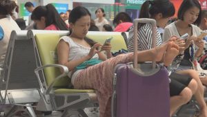 [子林4K视频]风韵熟妇才敢如此豪放地翘脚大秀足底[0245]