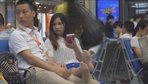 [子林4K视频]美腿长丝很久未见，要玩就得玩个大的[0430]