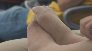 [子林4K视频]美腿长丝很久未见，要玩就得玩个大的[0430]