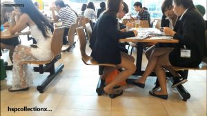 餐厅丝袜制服美女玩鞋[0144]