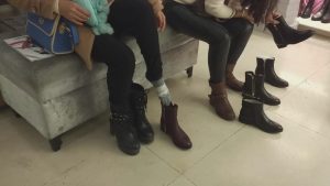 新春棉袜MM鞋店试鞋大放送[0418]