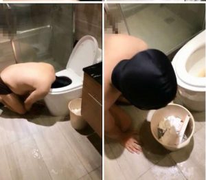 绝美vivi女神浴室坐在人肉垫子上面沐浴，喝马桶圣水，吃厕纸！