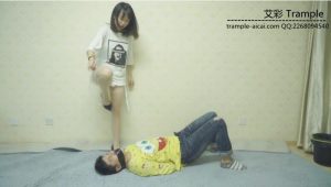 宅七跺脸半小时