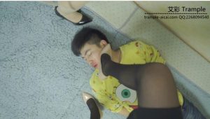 宅七跺脸半小时