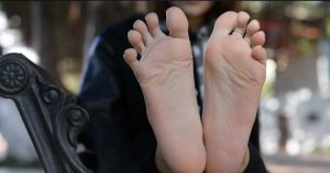 光洁美足视频（6分16秒）