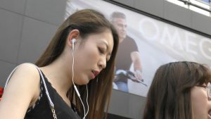 超美玉足在街上被我偷拍咯