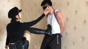 【蛋碎娇娃】自不量力的黑社会小喽啰