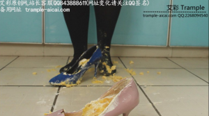 哚儿定制--蓝加粉高跟鞋踩踏泡芙+语言调教