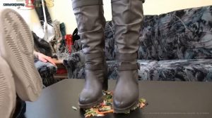 【超清】脏鞋底口水踩踏做菜喂食-97LZTD-11134