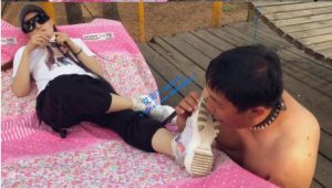 涵爷野外虐私奴猪猪-97LZTD-1160