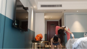 广州小鱼姐姐瑜伽裤AJ加高跟玩弄坐垫