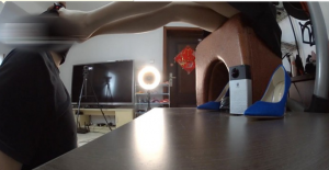 婧児脚下的膜拜奴乞求主人高跟鞋的践踏 好啊 让我好好玩玩你！