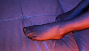 【黑丝诱惑】沐沐原味黑丝诱惑坐头虐乳