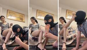 【安安sama】骑马坐脸窒息-脚插嘴-高跟踩踏-97LZTD-450856