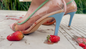 【大美】裸足&透视高跟鞋内外踩草莓 YC-250711-5-97LZTD-451017