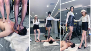 【麋鹿银儿】双主跑步机骑马高跟踩踢裆双狗-97LZTD-34929