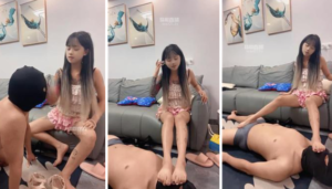 【花臂姐姐】可爱小主的脚下奴-97LZTD-35074