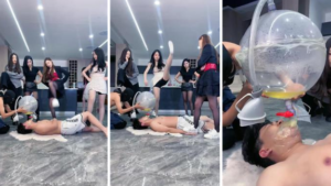 【麋鹿银儿】五S女团混合直接升水中下劈无间隙轮踢裆猜袜子惩罚-97LZTD-35169